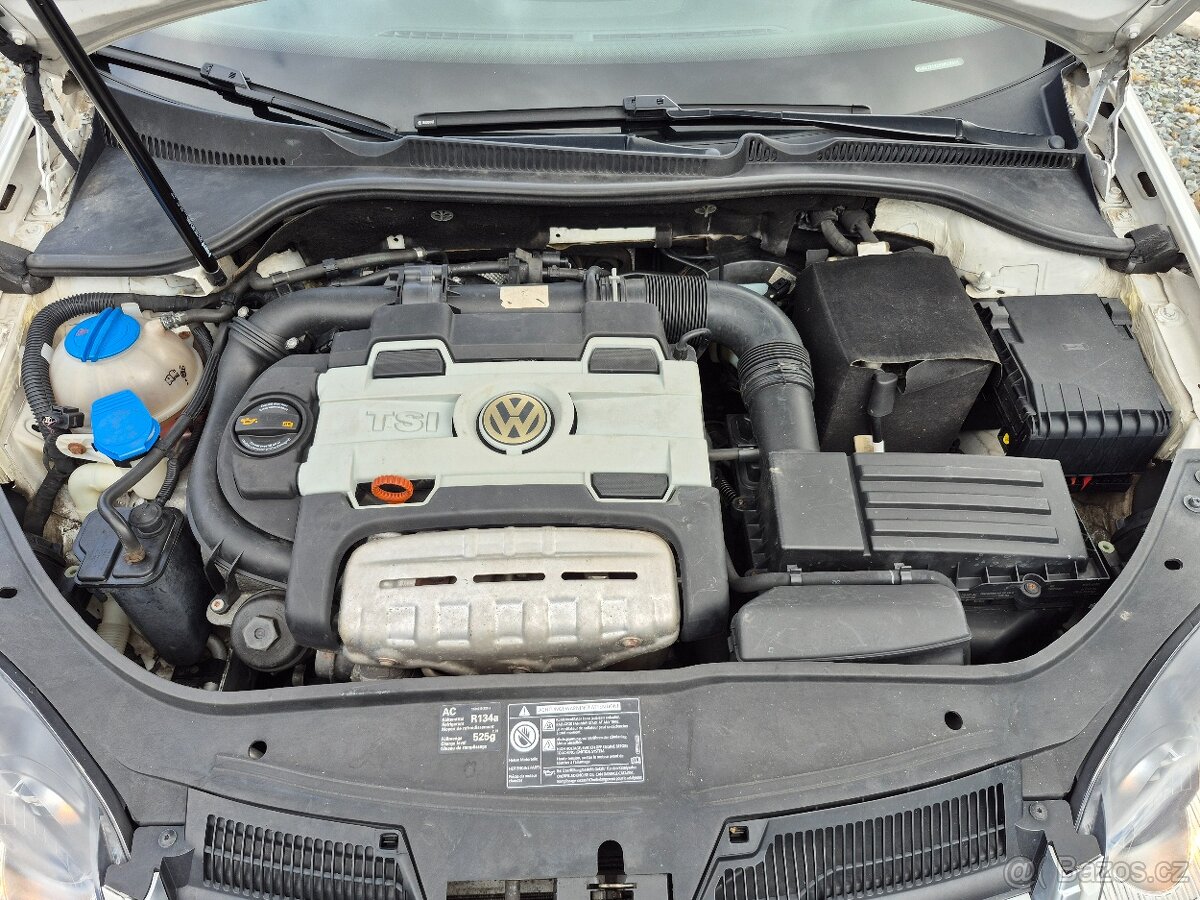 VW Golf 5 GT 1,4 tsi 103 kw - 13
