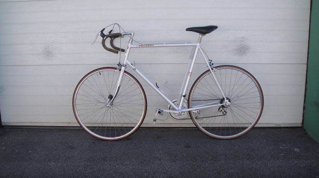 Peugeot Course 1982, nádherná silnička pro vysoké chlapy - 13