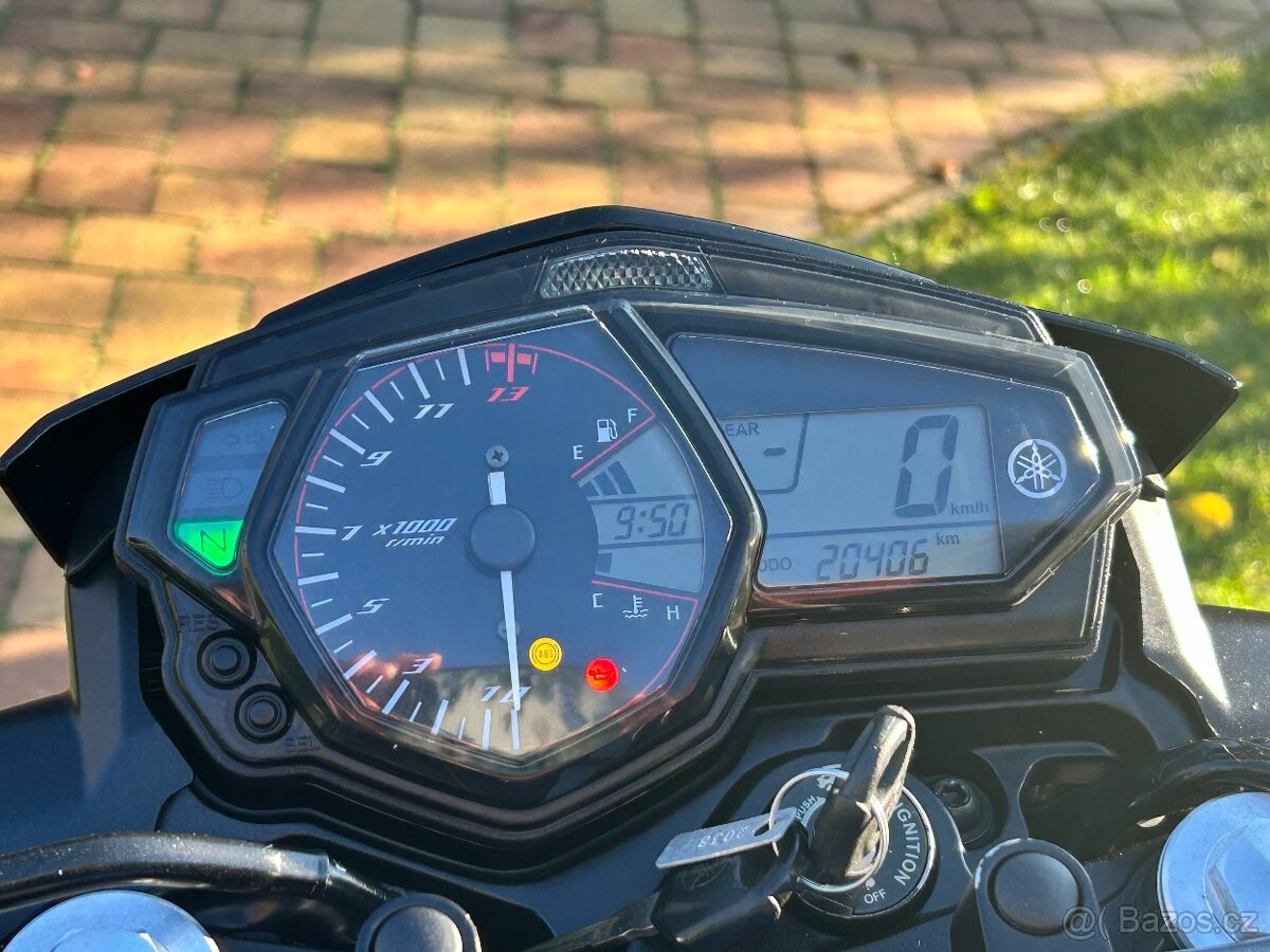 Yamaha MT-03 - 13