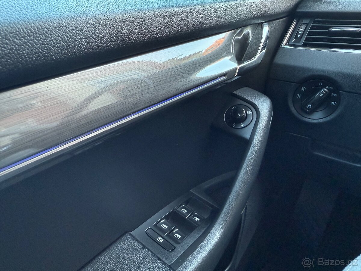 Škoda Octavia 3 2.0 tdi combi DSG Virtual - 13