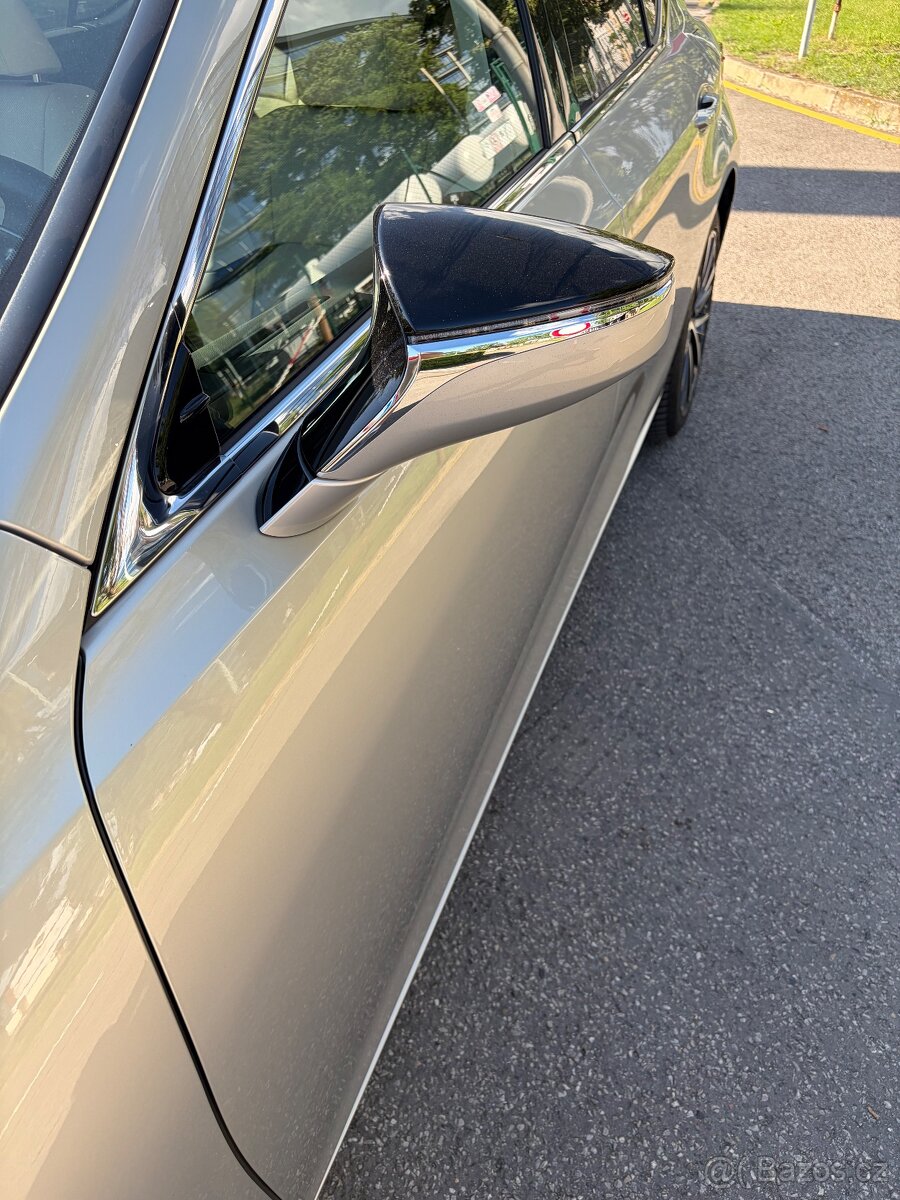 Lexus ES 300h 2,5 - 13