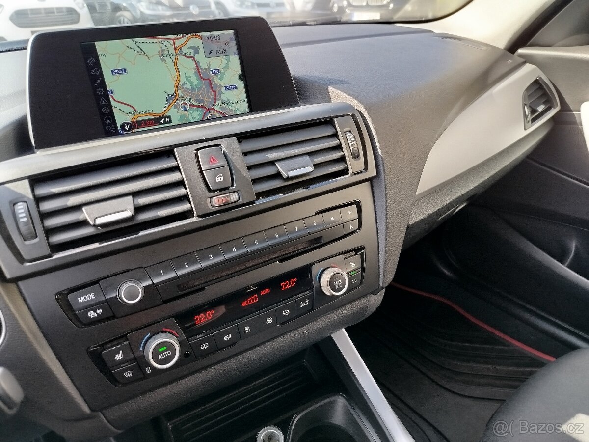 BMW Řada 1 2.0D, r.v. 3/2013, najeto 201.130 km - 13