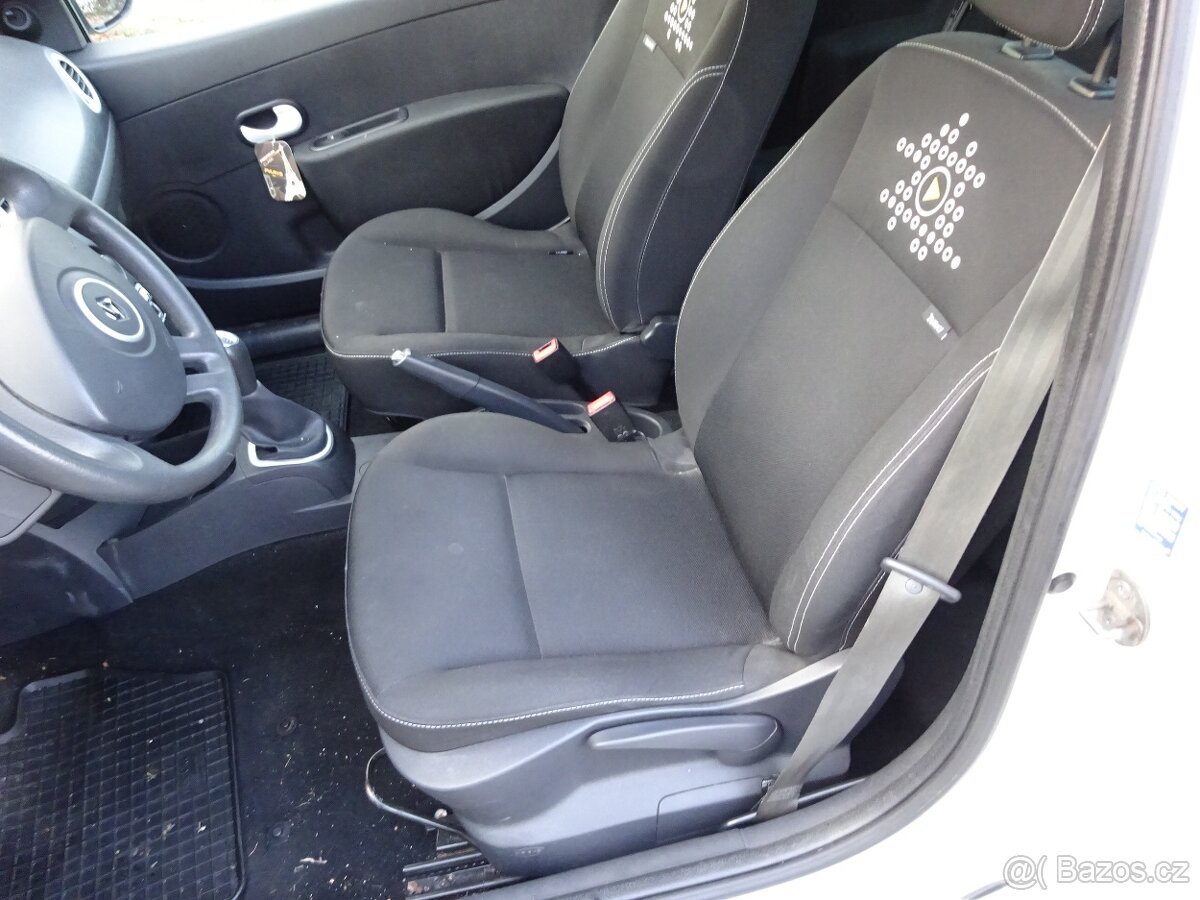 Renault Clio 1.2i r.v.2012 (55 kw) stk:7/2027 - 13