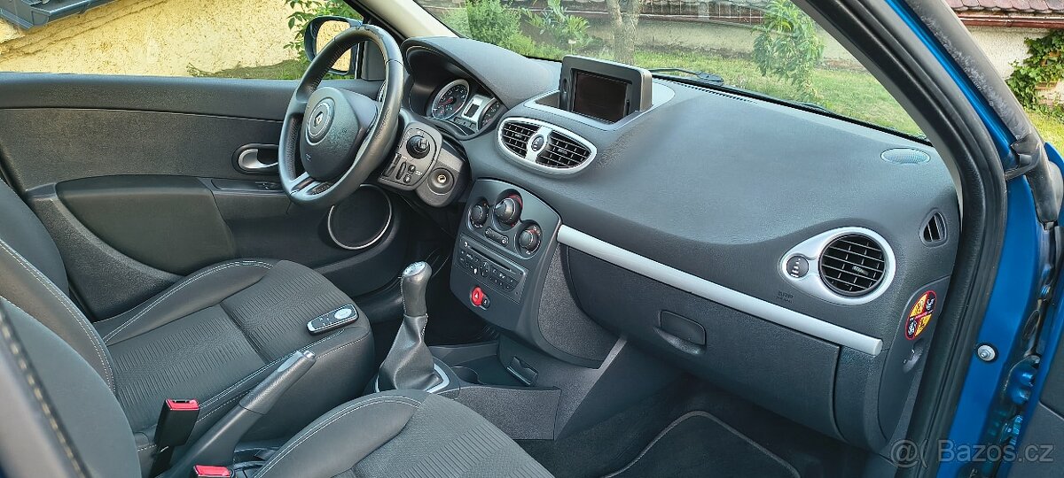 Renault Clio 1.2 III. 3/2010 - 13