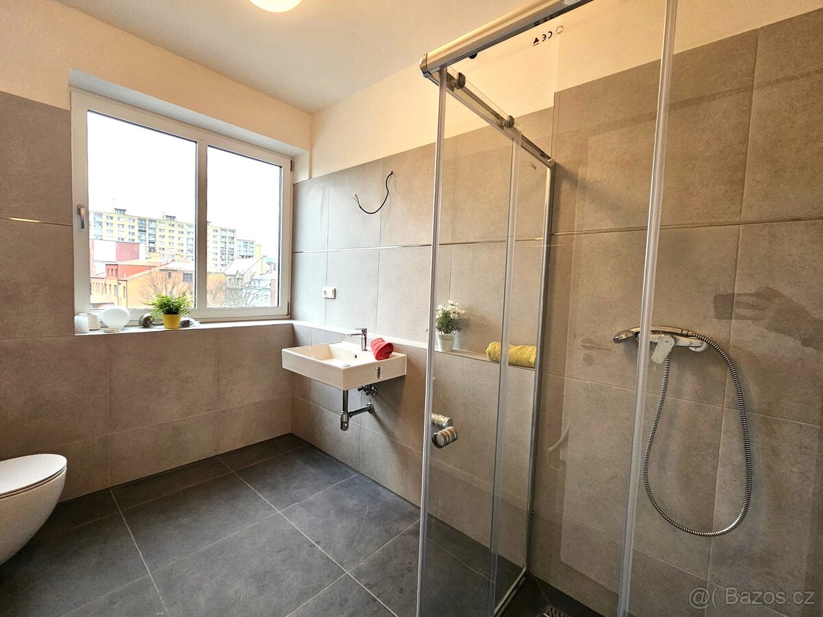 Pronájem nového moderního bytu 2+kk v centru Kralup nad Vlta - 13
