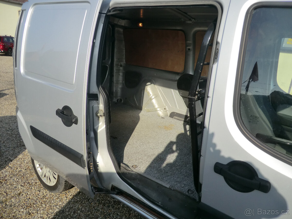 Fiat Dobló, 1.9JTD88kW NOVÁ STK KLIMA MAXI - 13