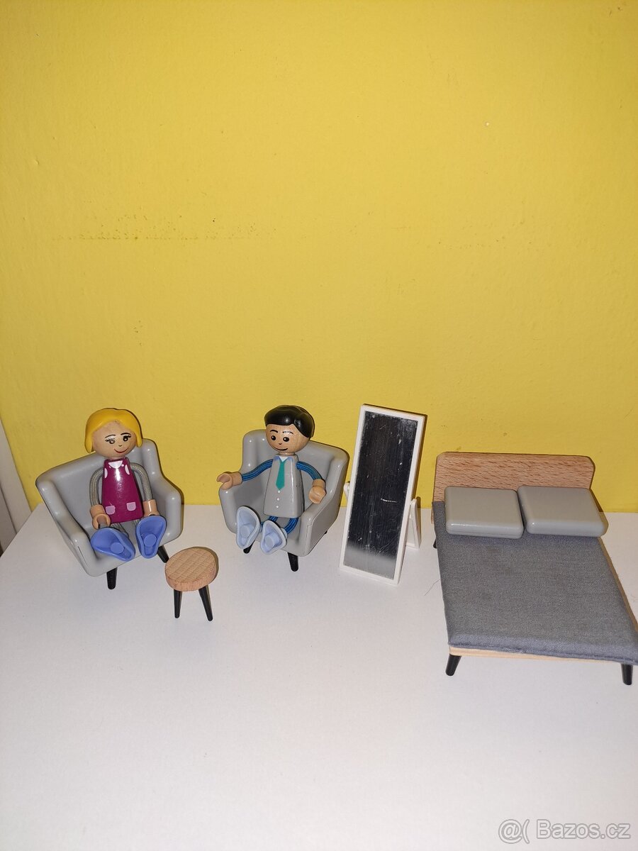 Domeček pro panenky - 13