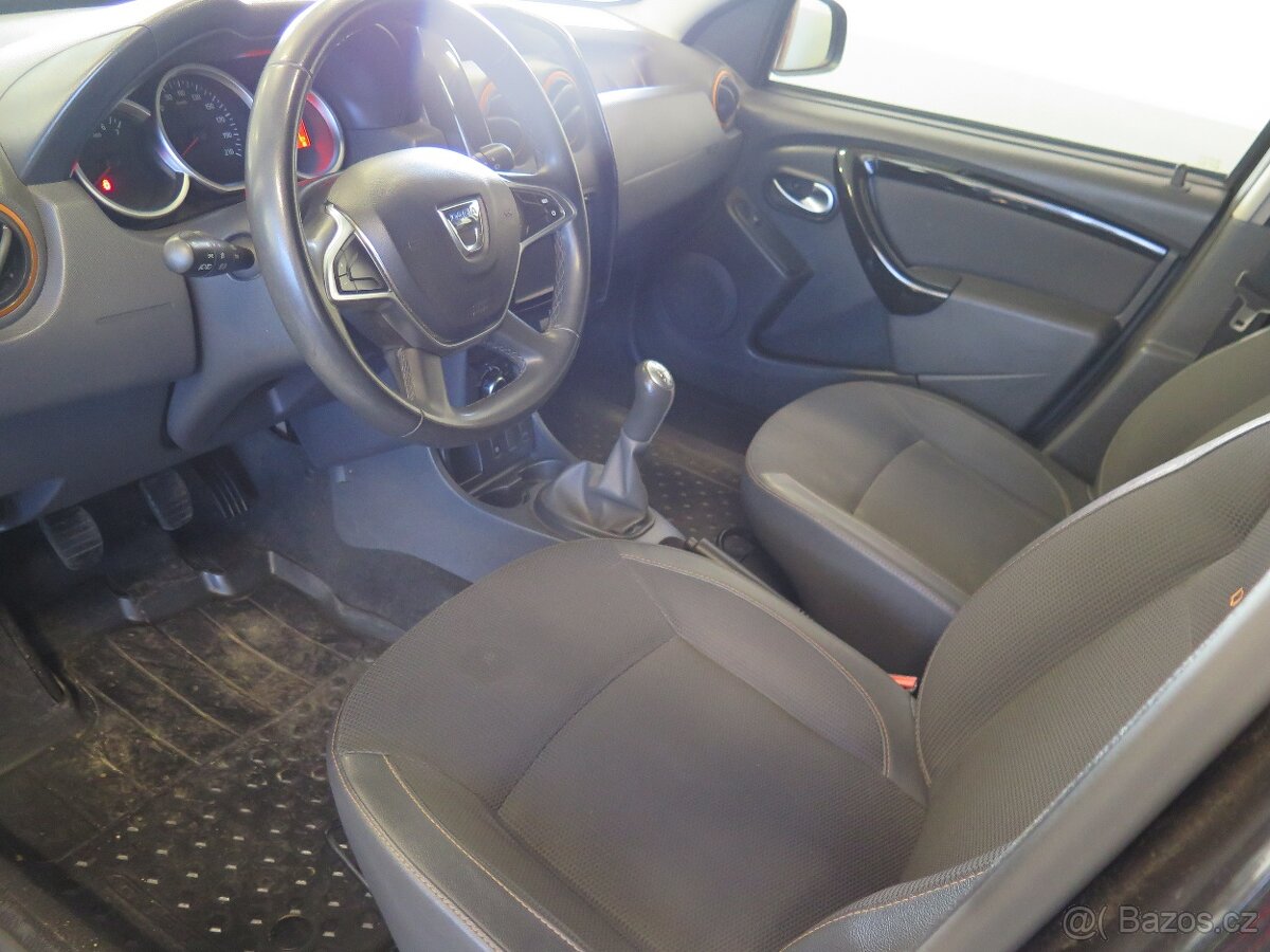 Dacia Duster 1.6SCe,navi,kamera,klima - 13