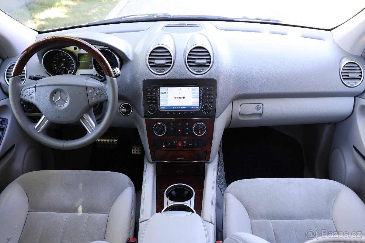 Mercedes-Benz ML 320CDI 4MATIC SPORT - 13