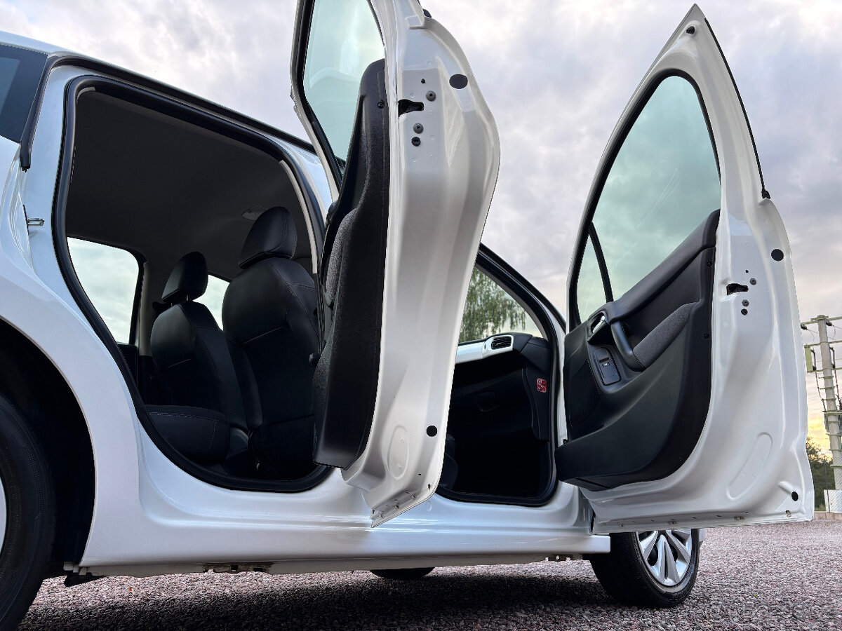 Citroen C3 1,4i,původ CZ,1.majitel,85tkm,CEBIA, - 13