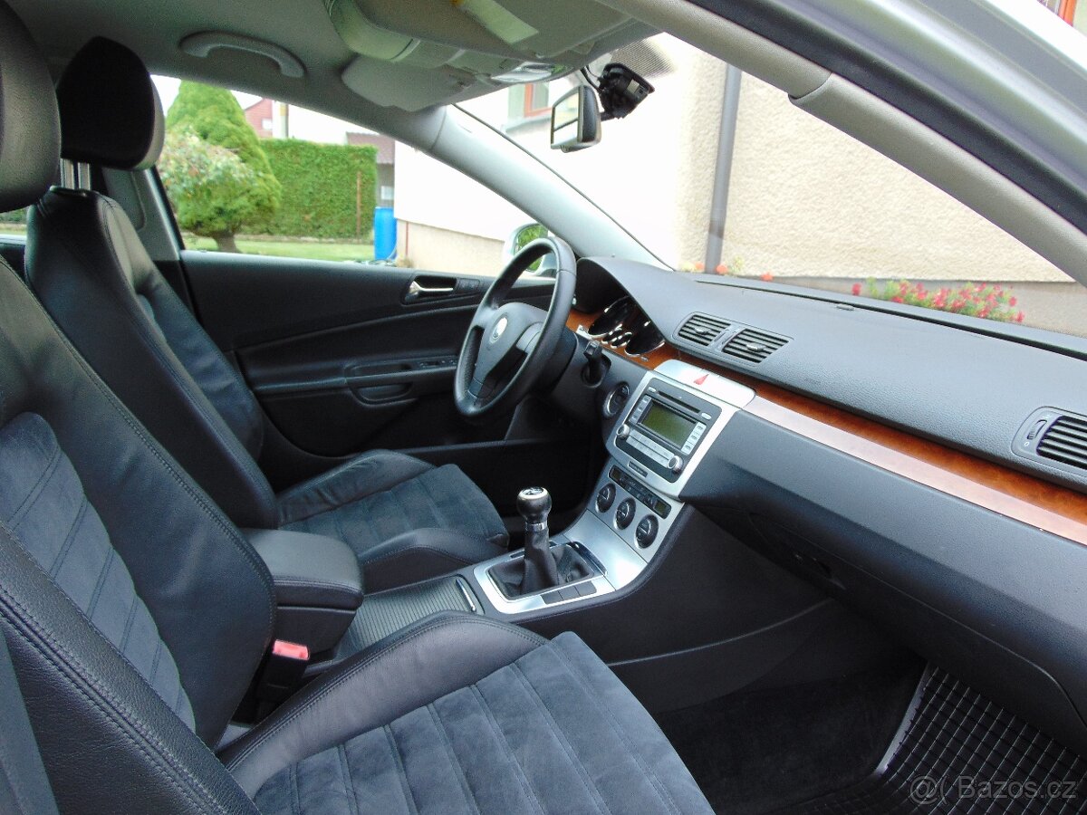 VOLKSWAGEN PASSAT VARIANT 2.0 TDI 4x4 HIGHLINE, PŮVOD ČR - 13