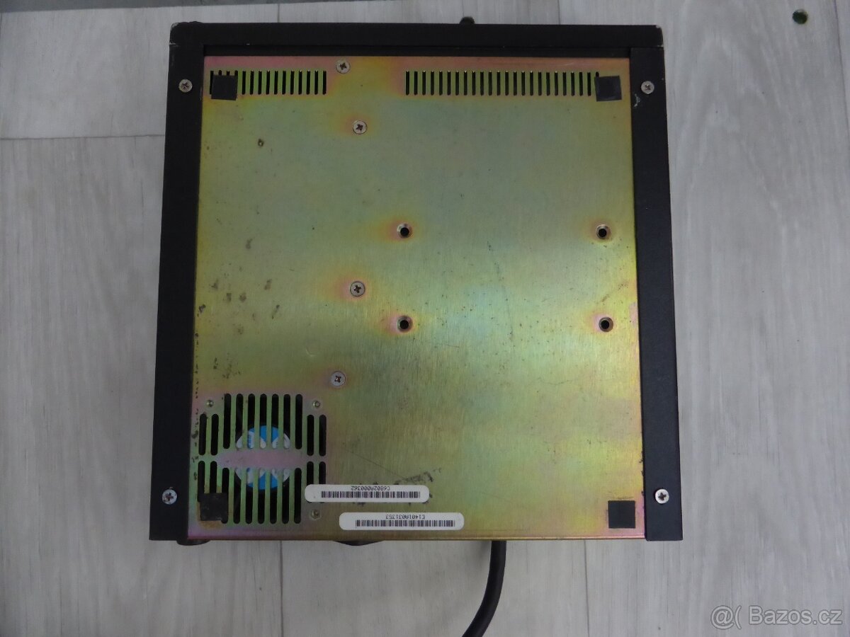 Vintage SyQuest 5.25" disketová mechanika - 13