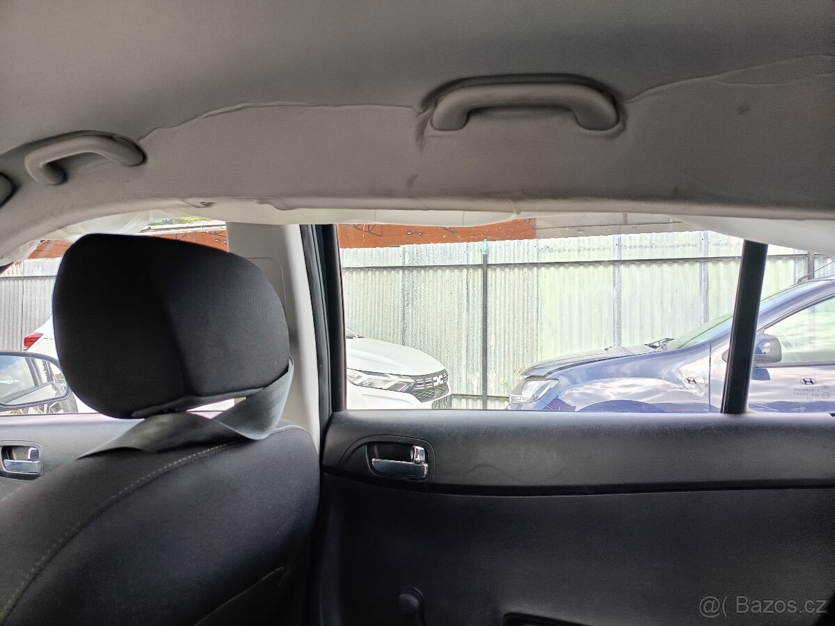 Hyundai I20 1.2 62 kw, 9/2014 ČR - 13