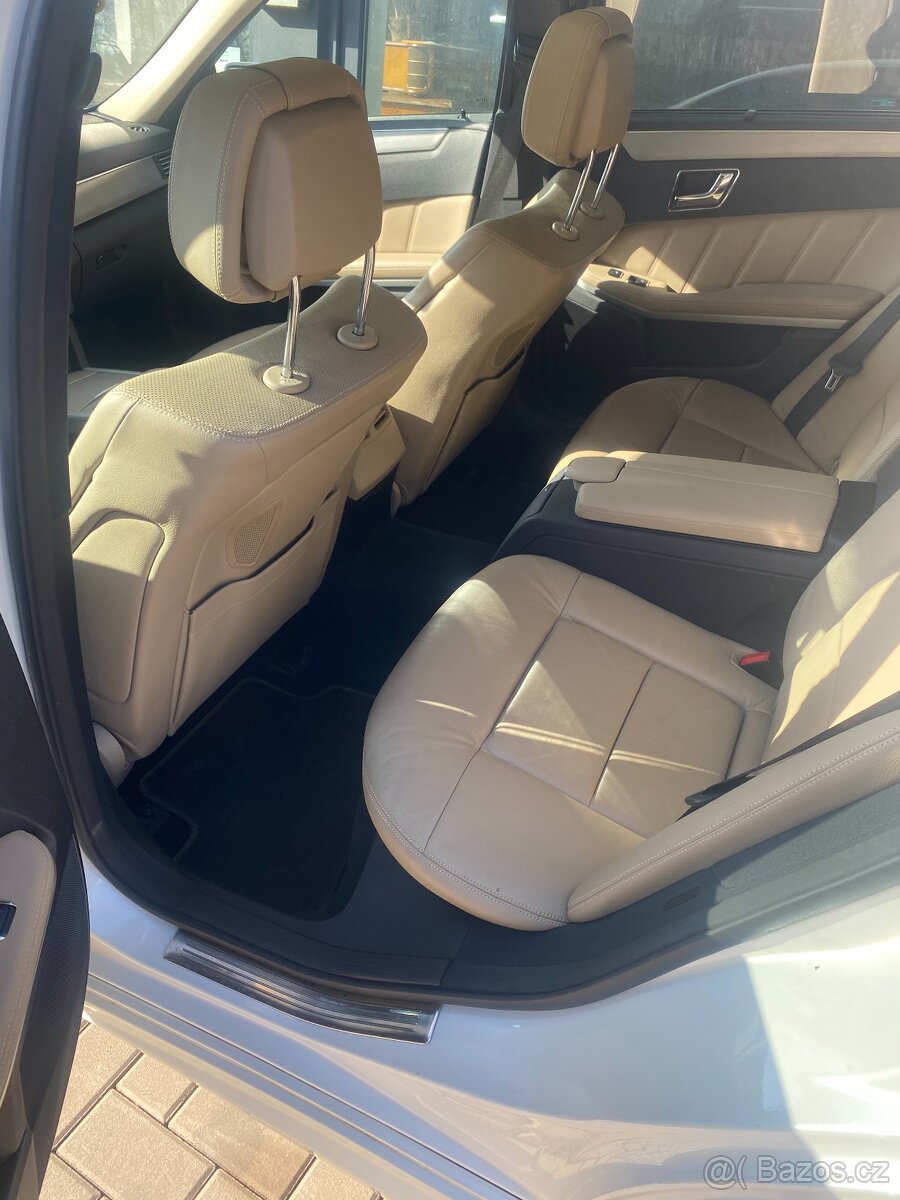 Mercedes-Benz Třídy E 350 CDI - 13