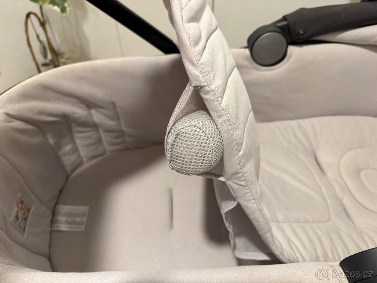 Kombinovaný kočárek Inglesina Aptica XL - 13