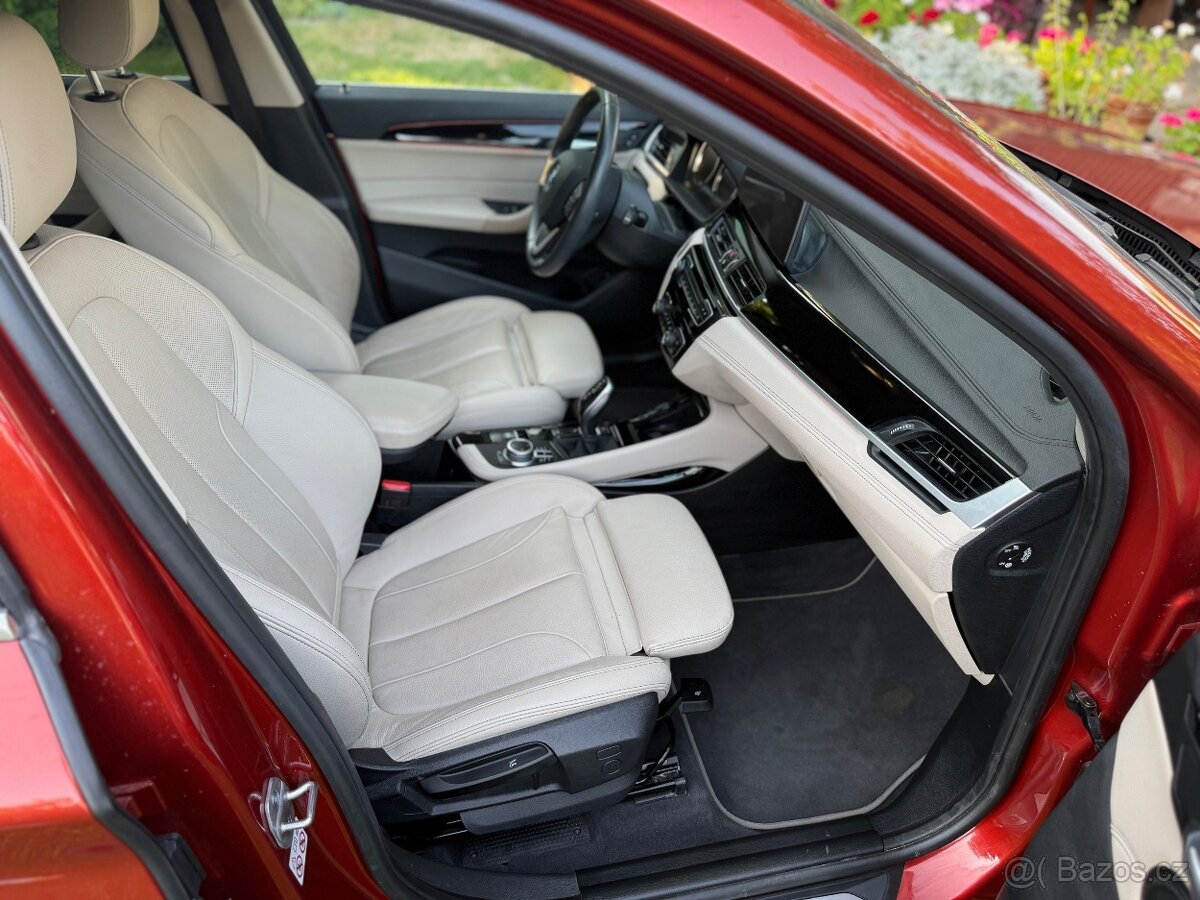 BMW X1, xDrive 20i, 131 kW, automat, 46 000 km, 1. majitel - 13