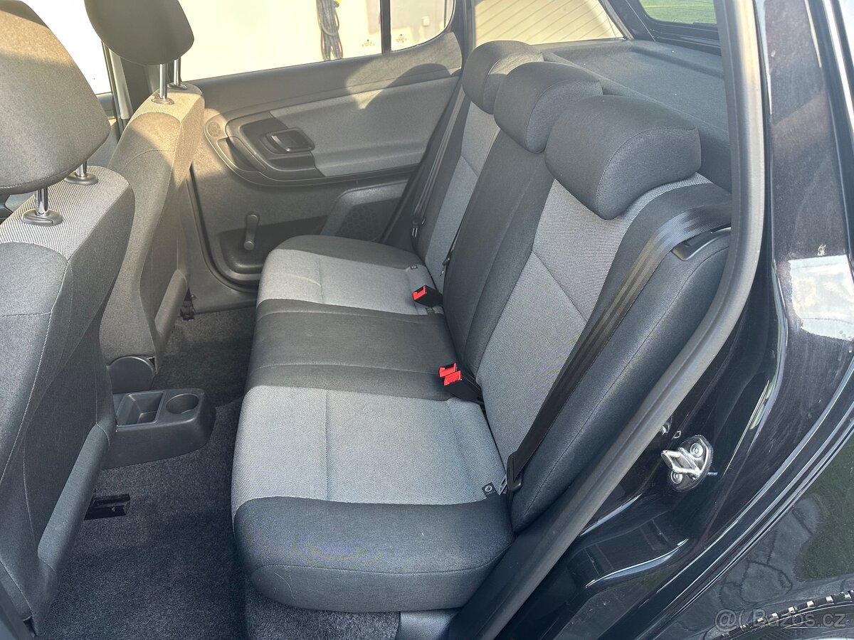 ŠKODA FABIA 1.2 benzin 63kw, 2011 - 13