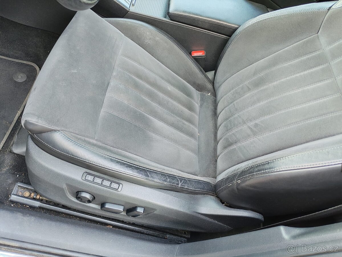Prodám Škoda Superb Combi 3,DSG 2,0tdi ,4x4 - 13