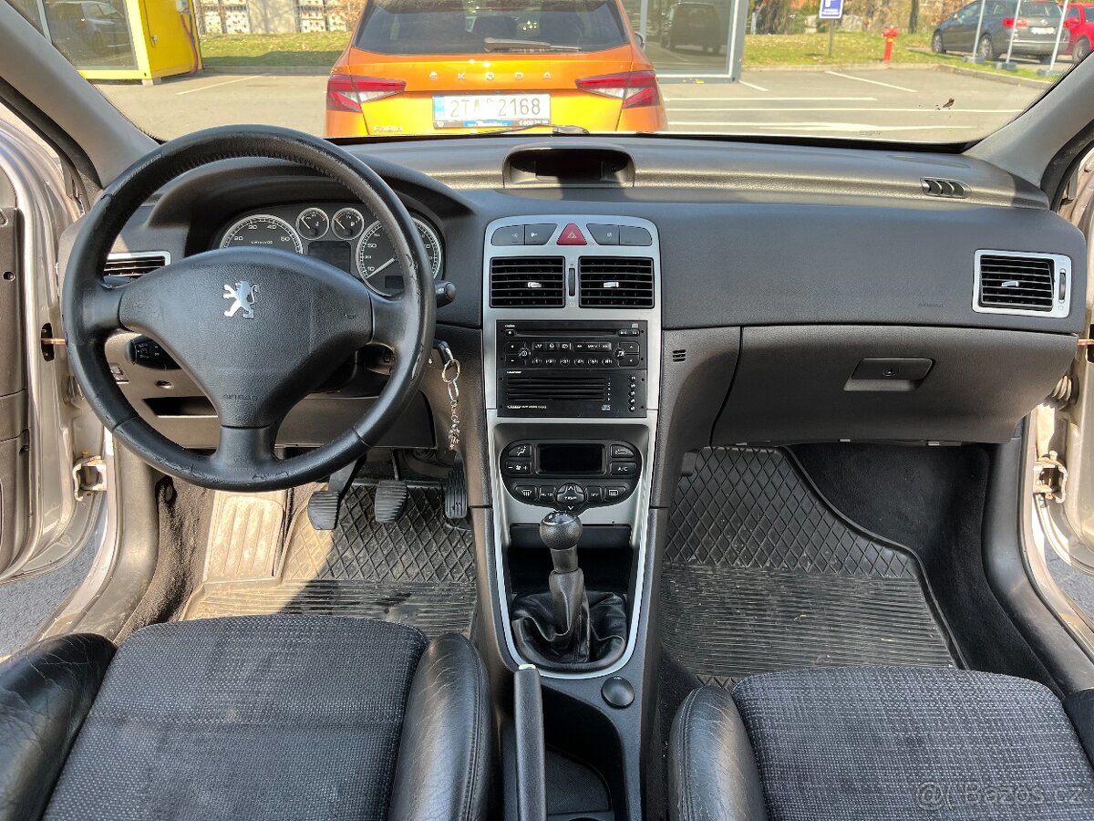 Peugeot 307 2.0i XSi - 13