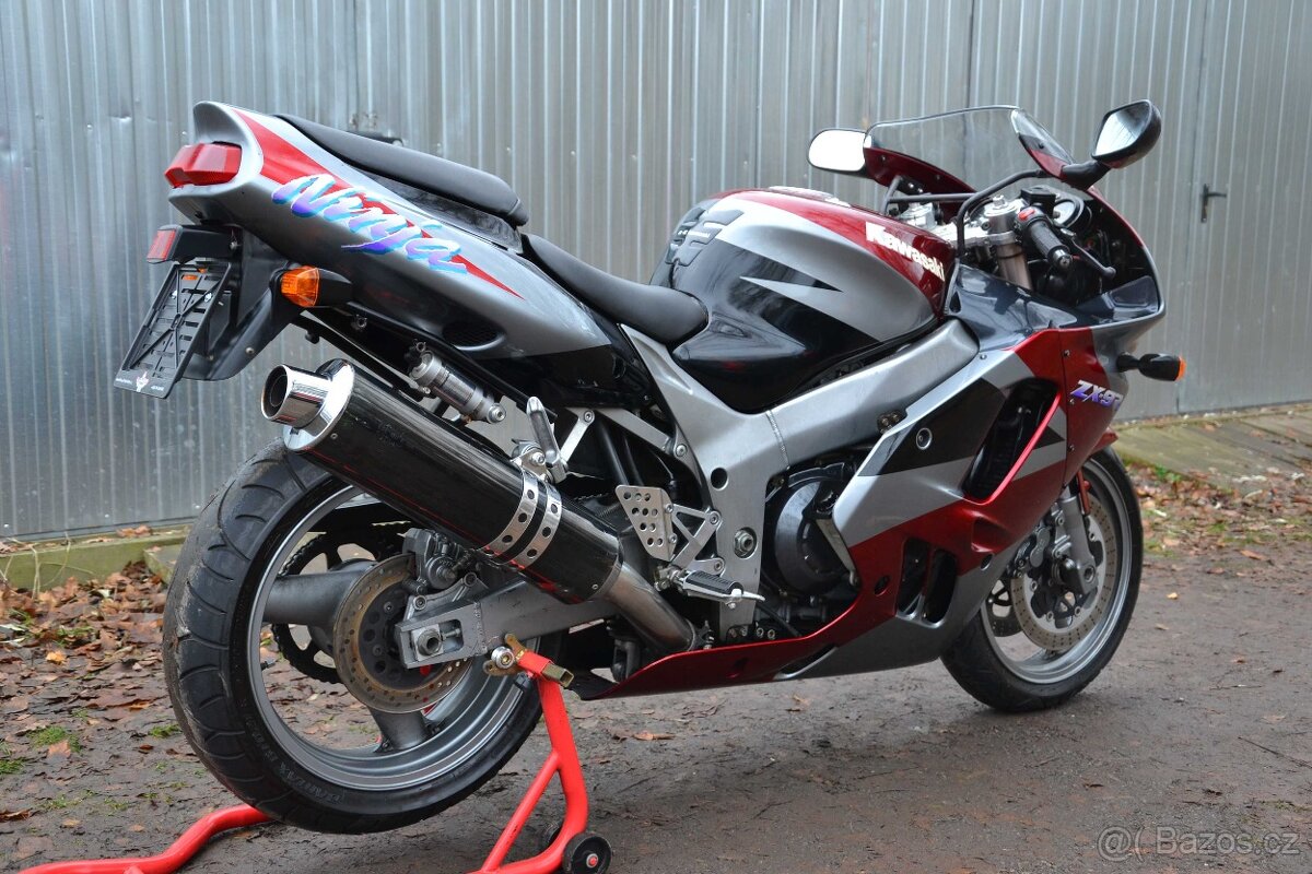 Kawasaki ZX-9R – 104kw, 2. majitelé. - 13