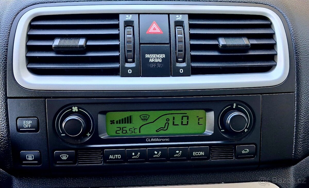 ROOMSTER 1.6i Elegance TIPTRONIC. - 13