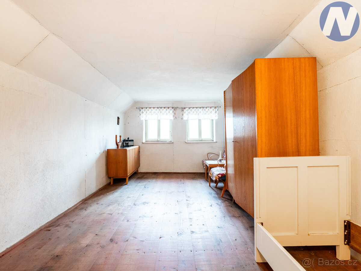 Prodej rodinného domu 188 m², pozemek 221 m², Novosedly u St - 13