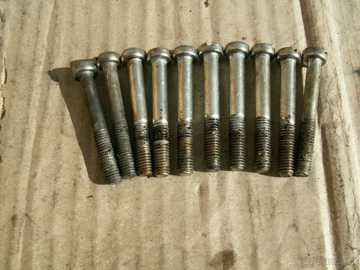 Díly z motoru Babetta typ 210 - 13