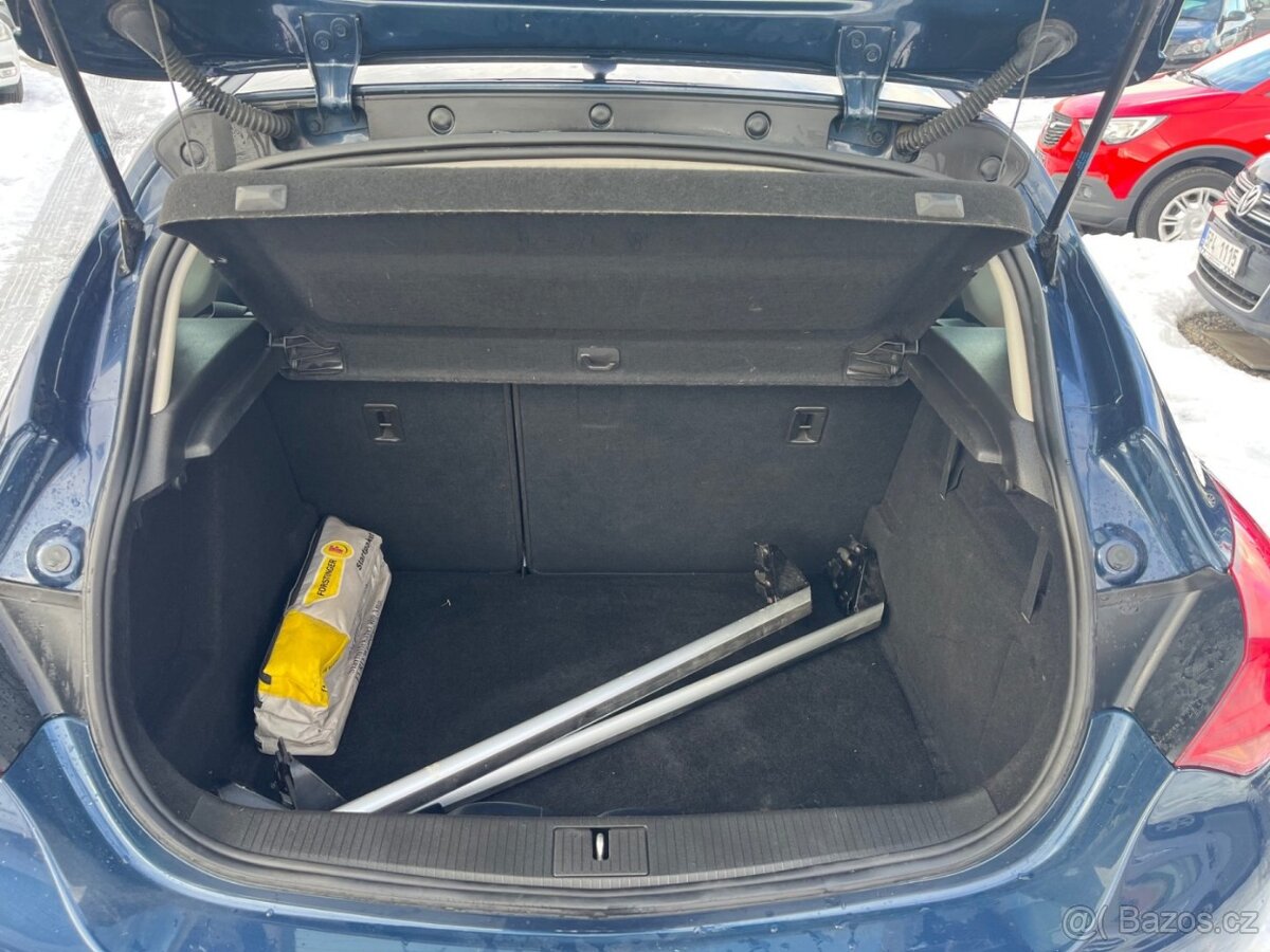 OPEL ASTRA 1,4T EDITION TAŽNÉ ZAŘÍZENÍ - 13