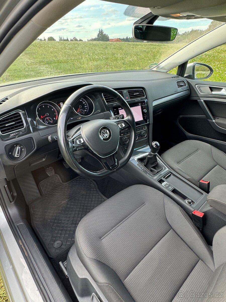 Volkswagen Golf 7 Variant 1.5TSI Manuál - 13