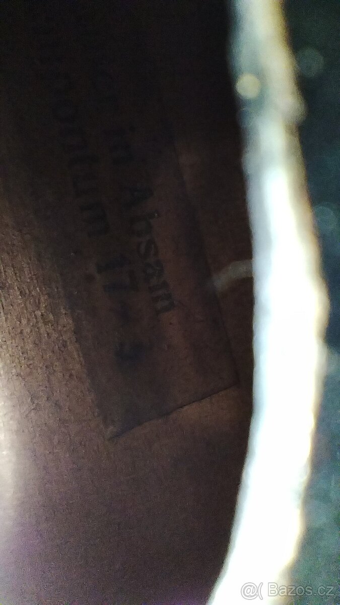 Housle s vyřezávanou hlavou - 13