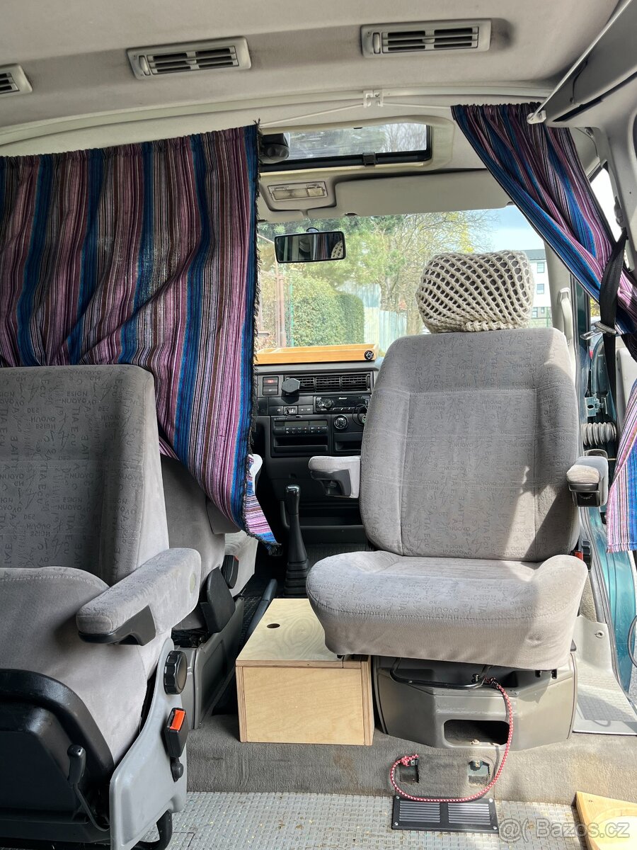 VW Transporter T4 Multivan 2.5 TDi, 75 KW - 13