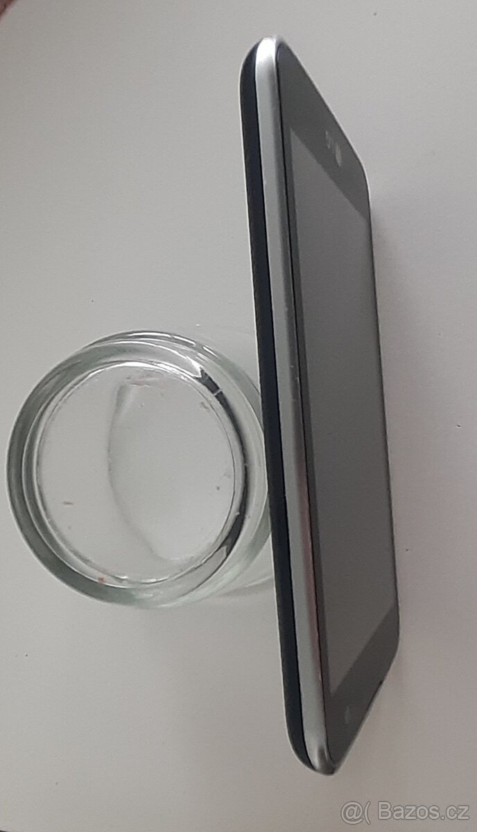 Mobilní telefon LG K4 K120E - 13