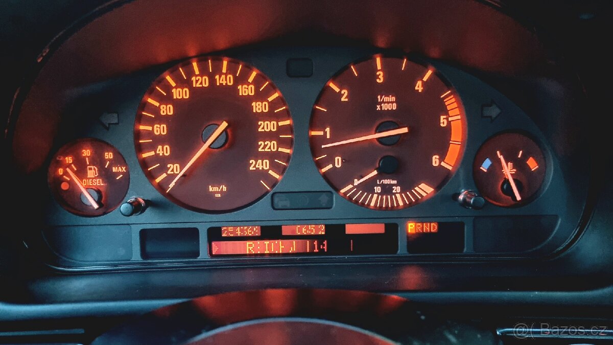 Bmw 530D nová STK nízký Nájezd - 13