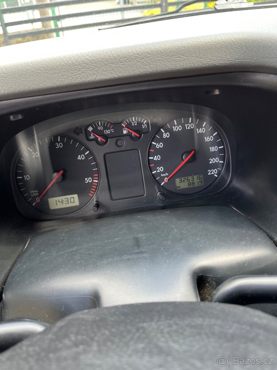 T4 Multivan 2.5 111kw - 13