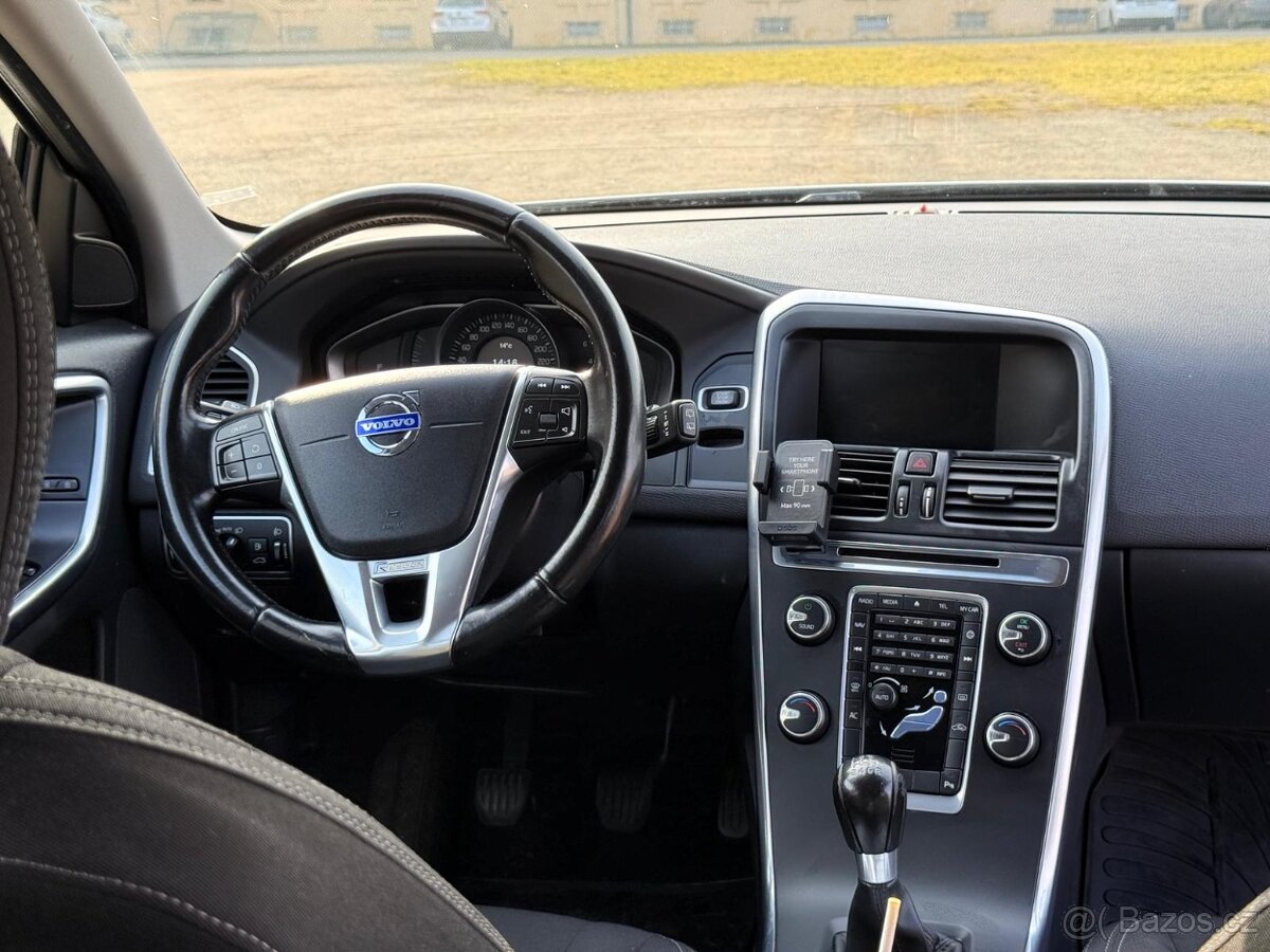 VOLVO XC60 - 13