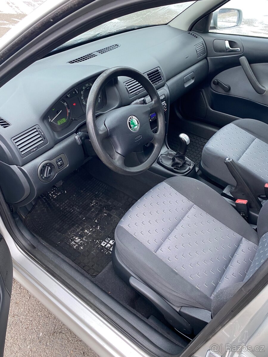 ŠKODA OCTAVIA 1 4X4 2.0 85KW 2003 COMBI - 13