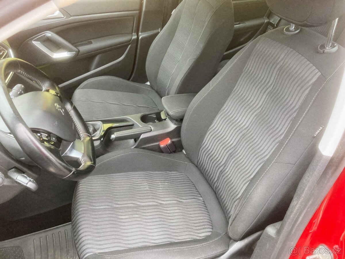 Peugeot 308 1,2 Pure Tech, SERV.KNIHA - 13