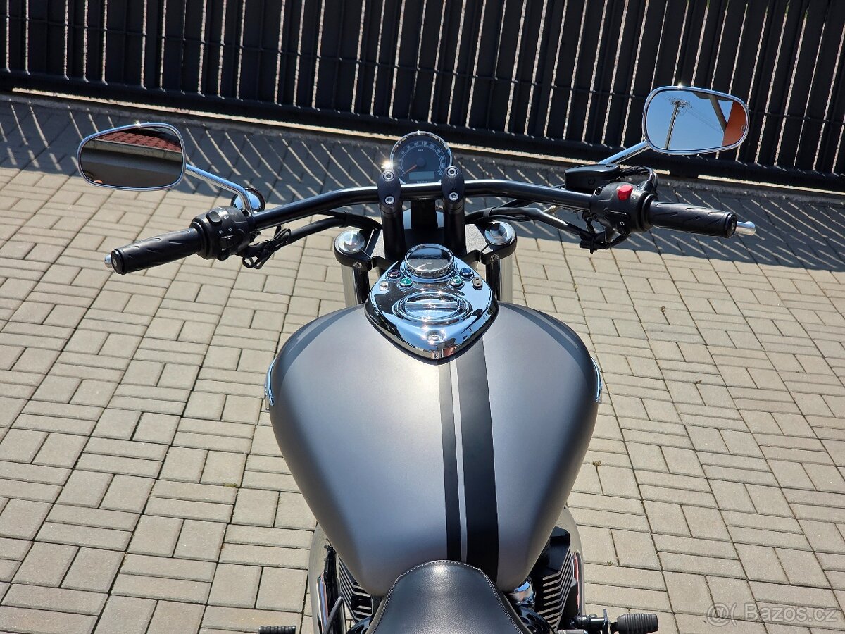Triumph Speedmaster, 2016 - 13