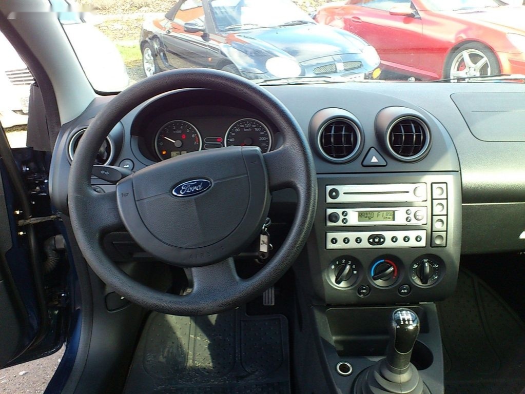Ford Fiesta,1,3 51 kw - 13