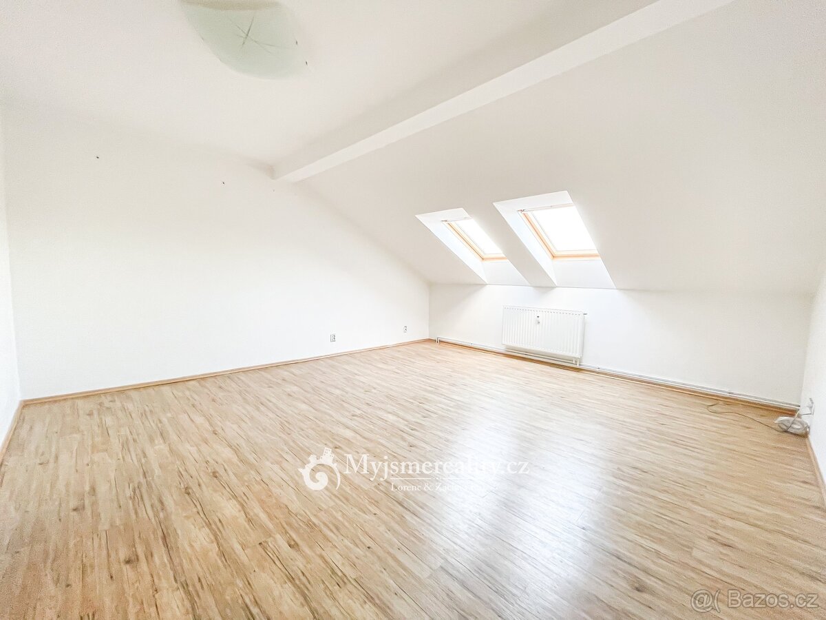 Pronájem cihlového bytu 1+1, 40 m², Znojmo, ul. Jiráskova - 13