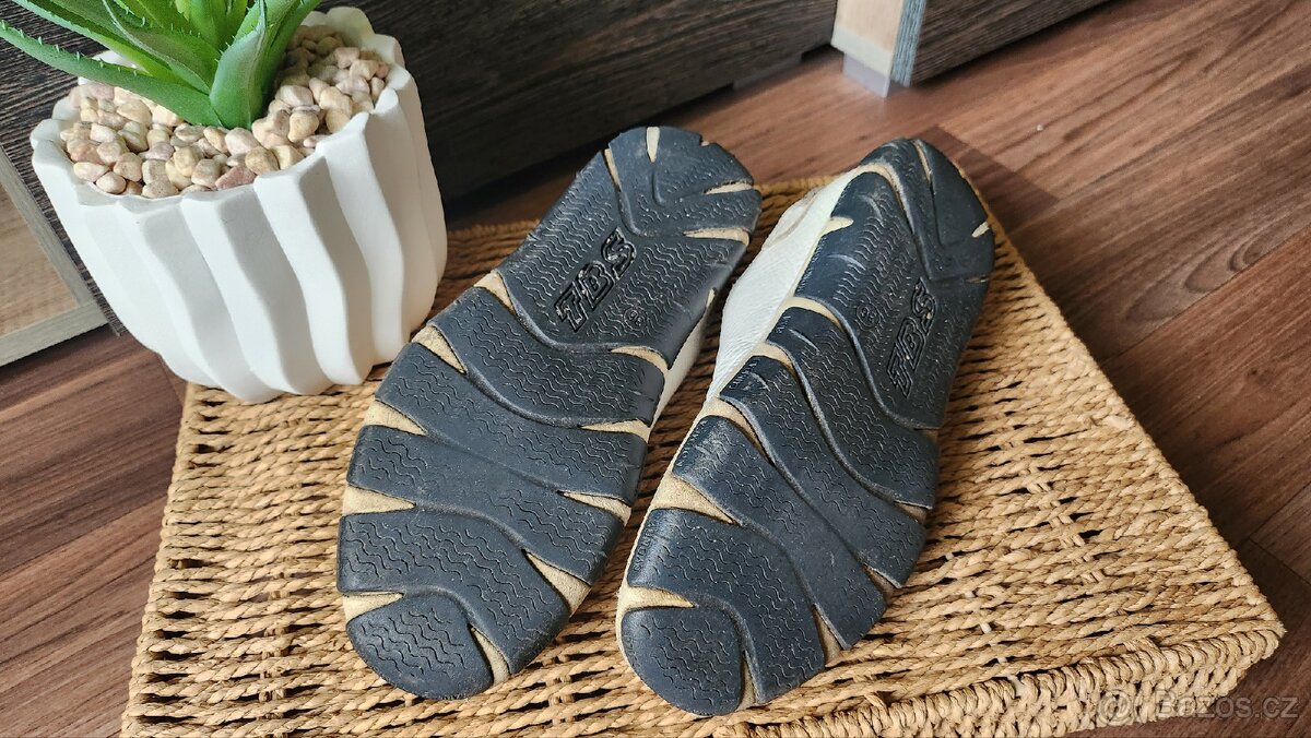 Dámské kožené boty TBS vel. 36 - 13