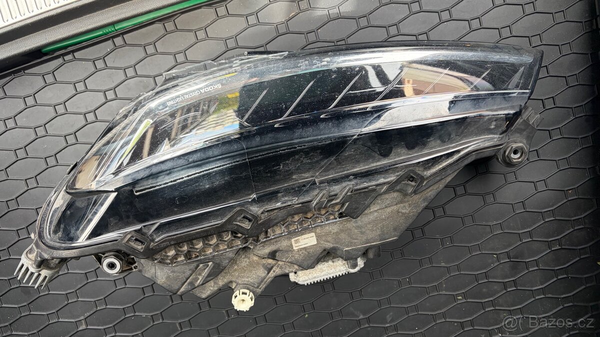 Matrix přední světla Škoda Superb 3 facelift - 13