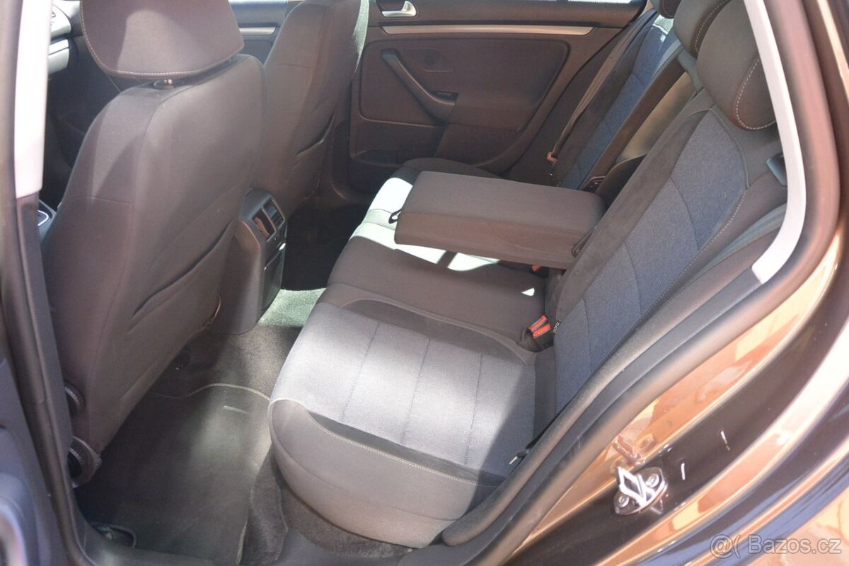 PRODÁM Volkswagen Golf 1.2TSi STYLE PANONAVI - 13