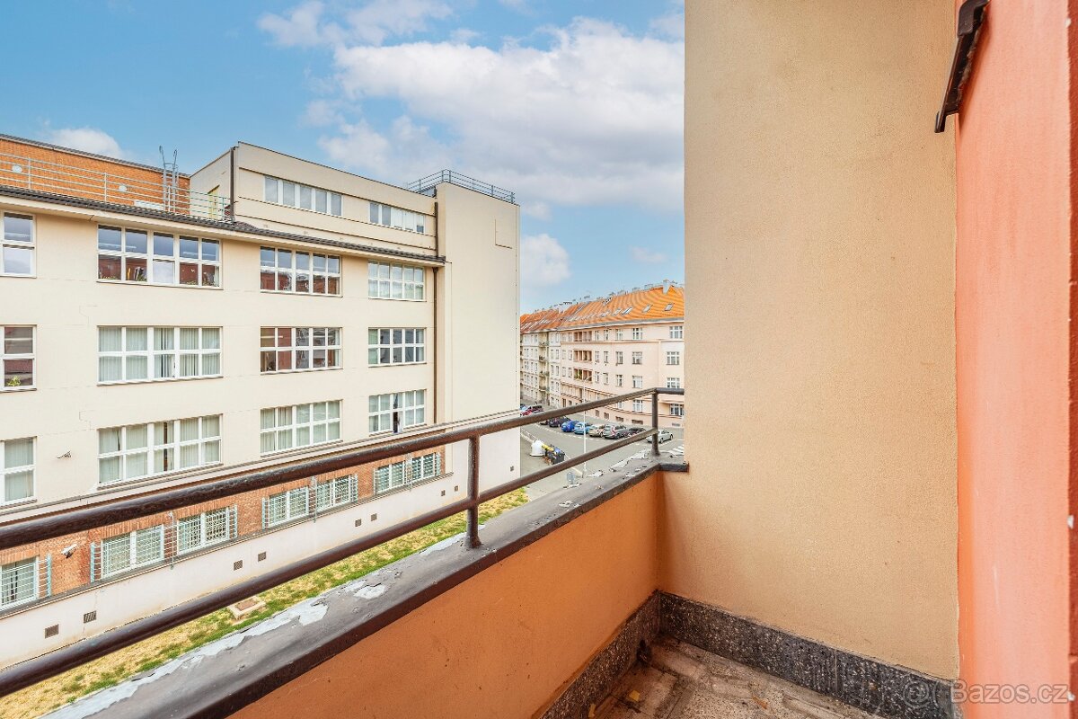 Prodej družstevního bytu o velikosti 3 + 1, Praha - Dejvice - 13