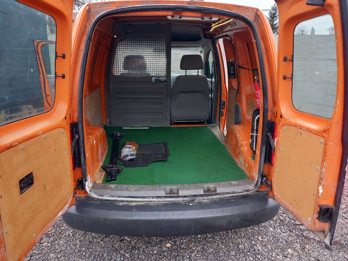 VW Caddy 2.0 SDI .Model 2005 - 13
