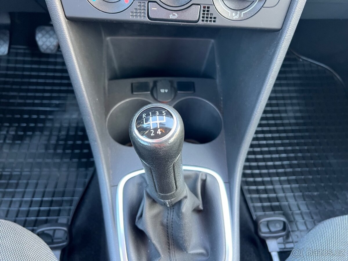 Volkswagen Polo 1.6 TDI, 66 kW – r.2010-1.maj-prav.servis-ČR - 13