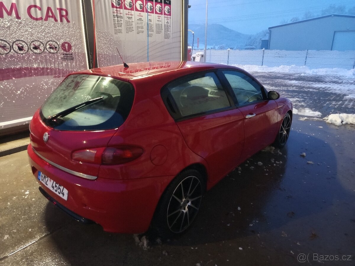 ALFA 147 1.9JTDM 110KW VÝMĚNA MOŽNÁ - 13
