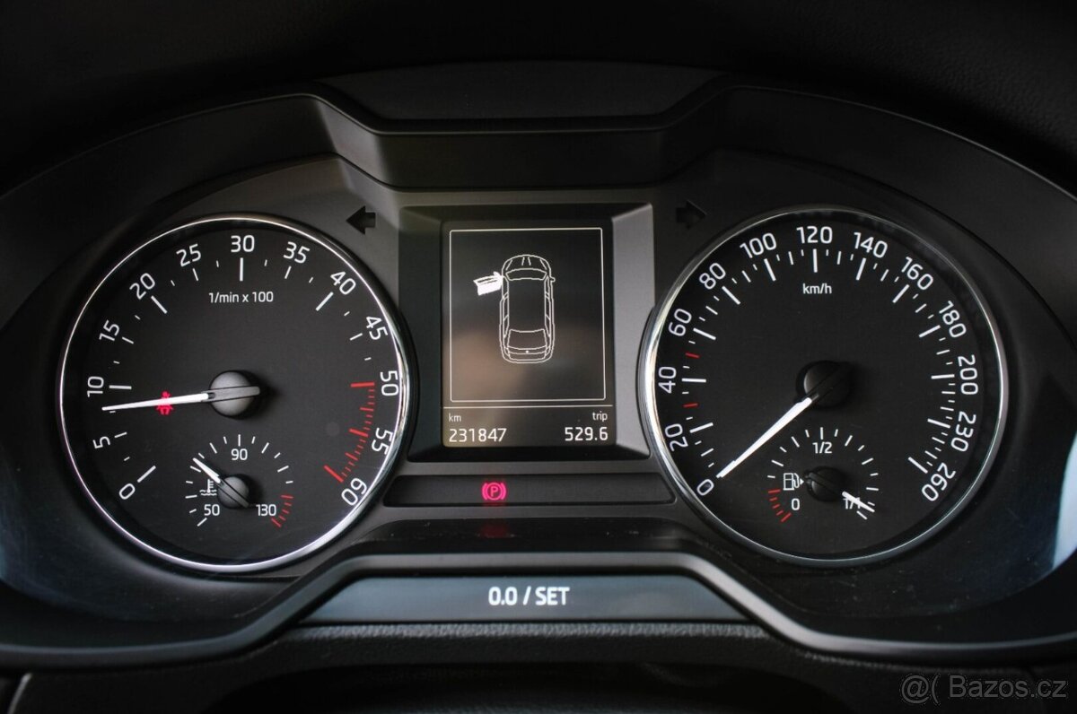 Škoda Octavia Combi 2.0 TDI JOY - 13