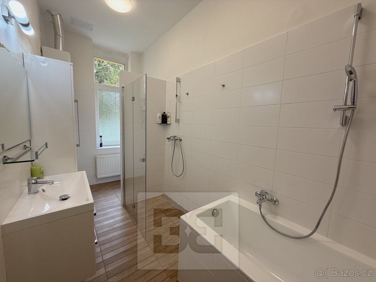 Pronájem bytu 3+1 106 m², Praha - Holešovice, ev.č. N08558 - 13
