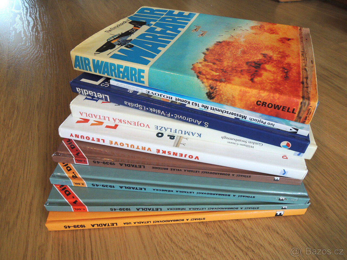 Plastikové modely, vojenská letadla, 9 knih - 13